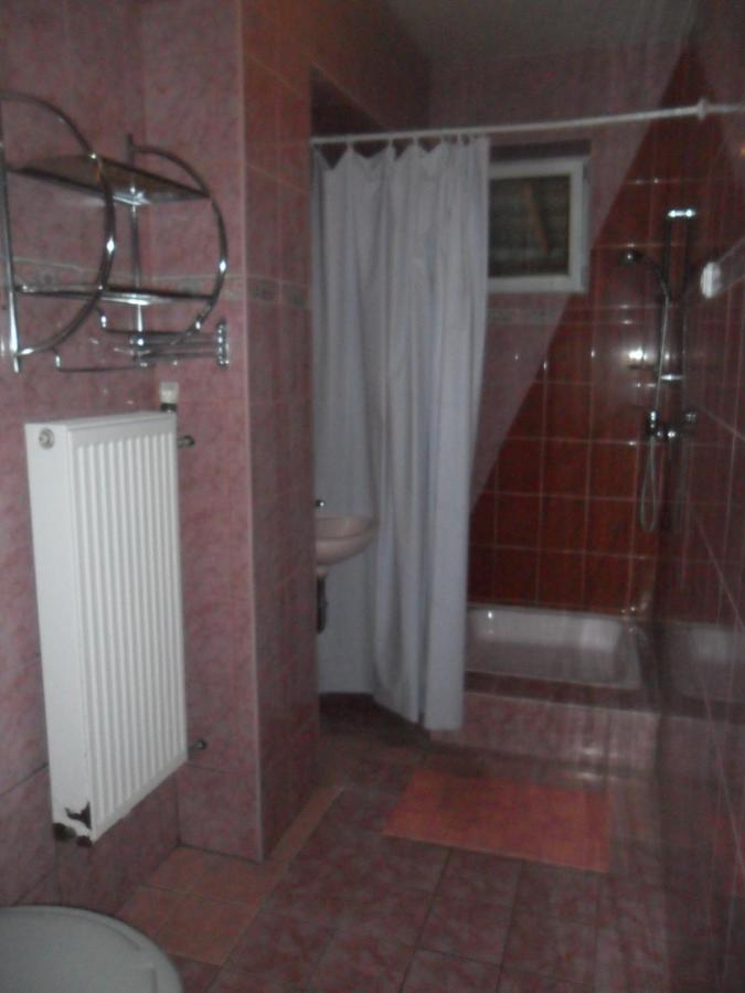 Emese Apartman Hajdúszoboszló Exteriör bild